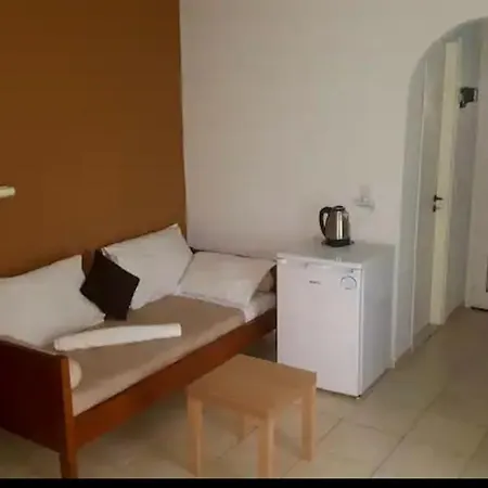 Calypso House Marathiász